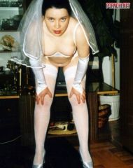Голая невеста из 90-х