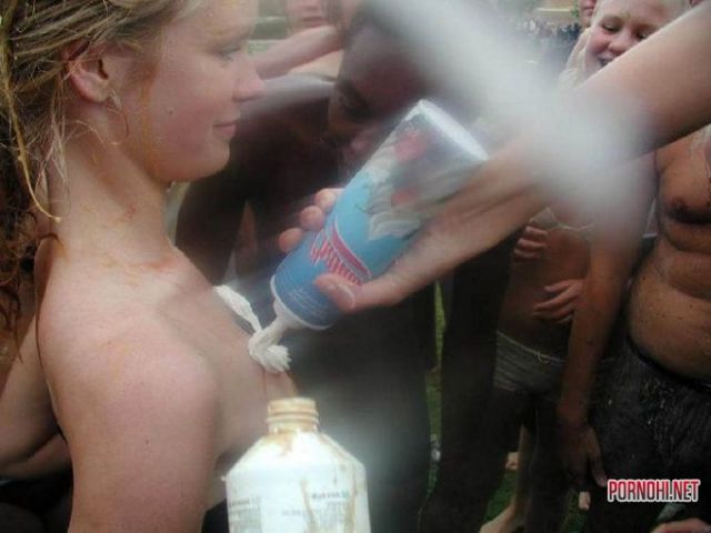 Девушки голышом на праздниках