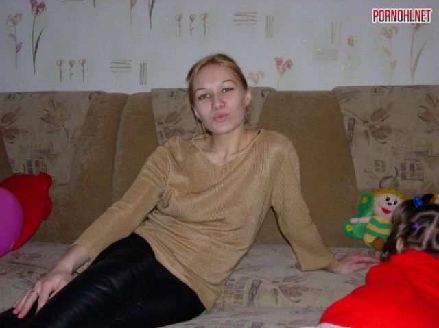 Порно фото с молодой сепаратисткой